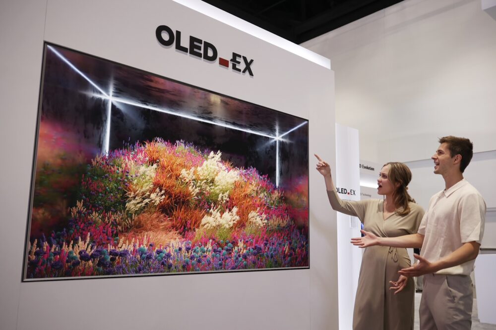 Foldable OLED, Gaming OLED, in-TOUCH, LG Display, LGD, OLED, OLED.EX, OLEDoS, SID2022, Transparent OLED